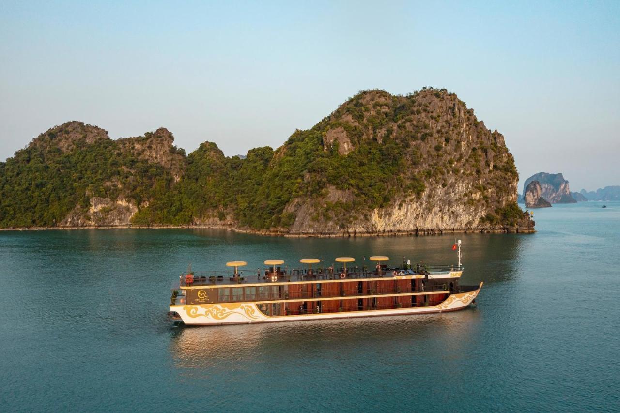 Nostalgia Halong Cruise Ha Long Exterior foto